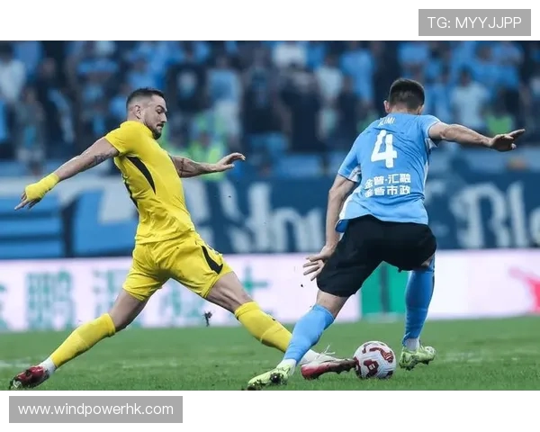 裁判误判杜加利奇手球犯规 英博点球判罚引发争议 裁判误判杜加利奇手球犯规 英博点球判罚引发争议